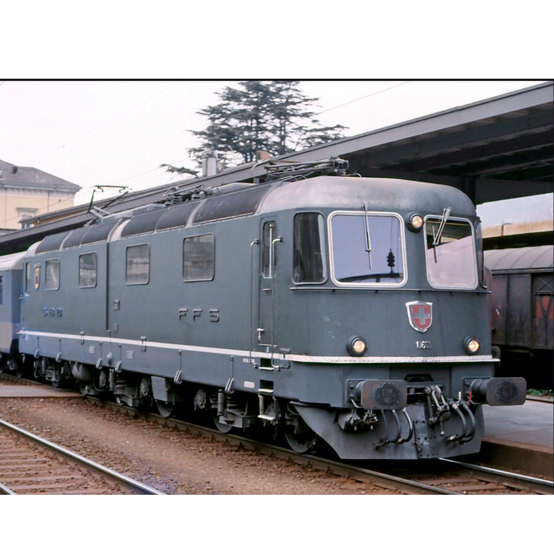鉄道模型 Hobby train SBB Re6/6 Hobby Train N 1102 Swiss National Railways Sbb/Cff Re6/6